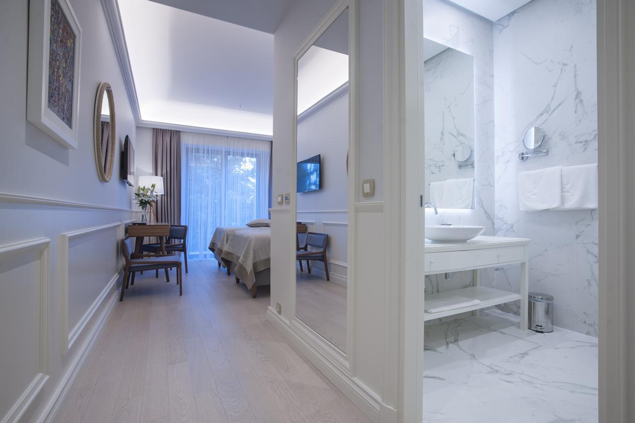 Hotel Majestic Budva Luaran gambar