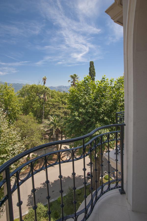 Hotel Majestic Budva Luaran gambar