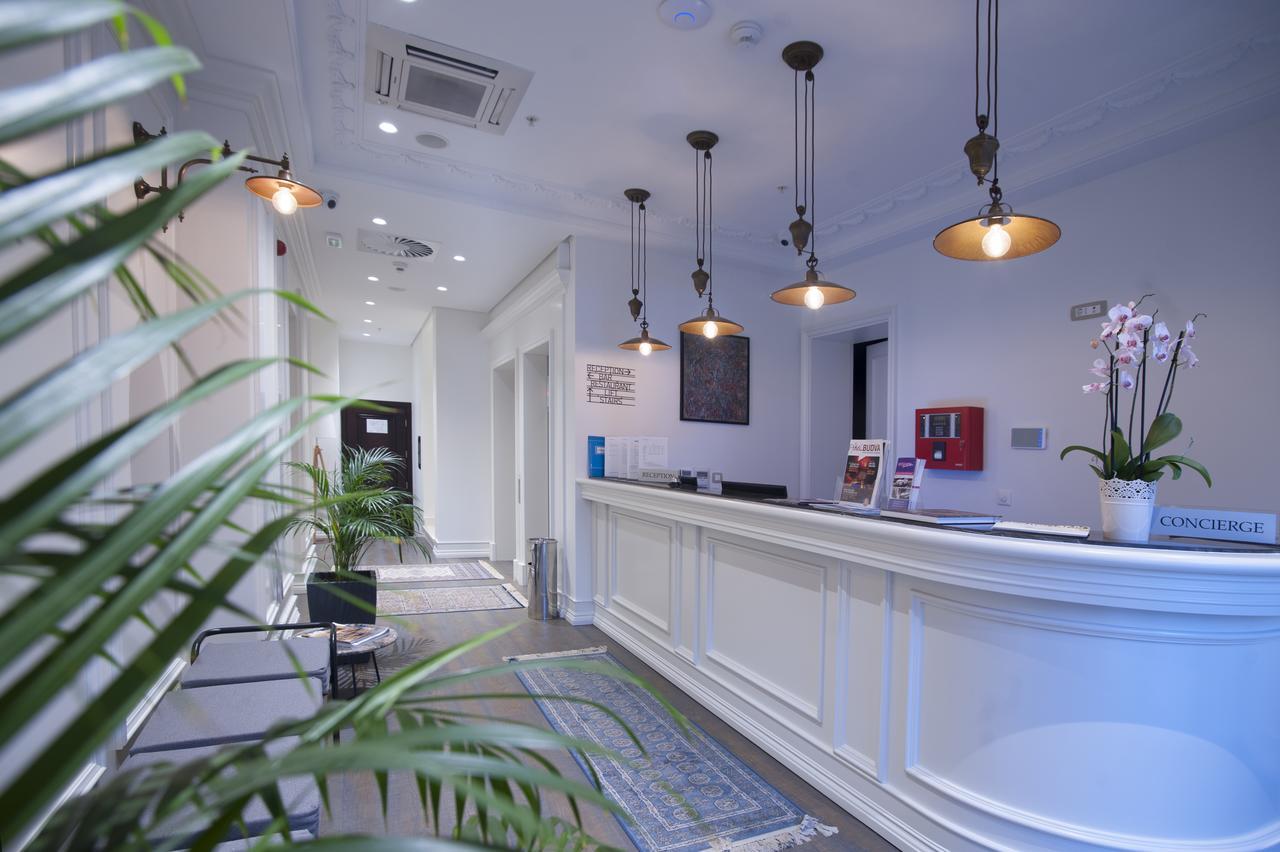 Hotel Majestic Budva Luaran gambar