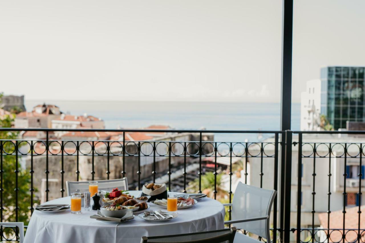 Hotel Majestic Budva Luaran gambar