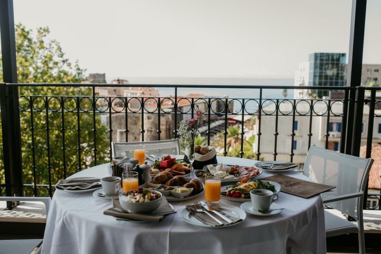 Hotel Majestic Budva Luaran gambar