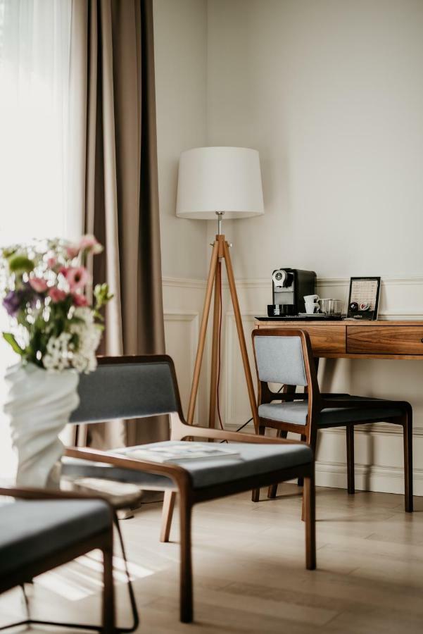 Hotel Majestic Budva Luaran gambar